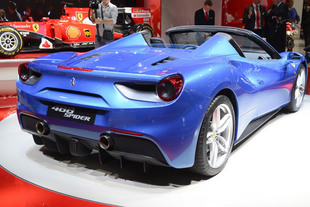 FERRARI 488 Spider