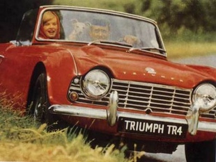 TRIUMPH TR4