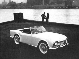 TRIUMPH TR4