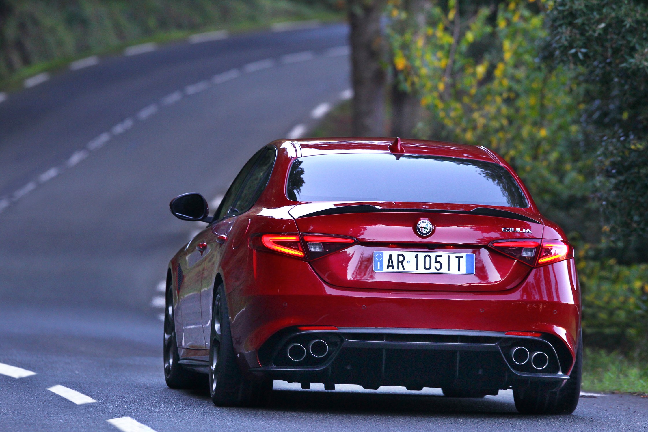 Essai ALFA ROMEO Giulia Quadrifoglio Verde Motorlegend