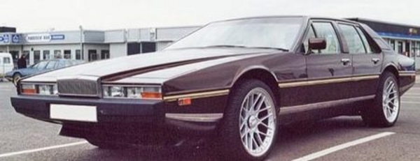 Aston Martin Lagonda Série 2