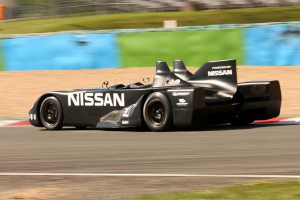 DeltaWing Nissan - Highcroft Racing - Motoyama-Krumm-M.Franchitti