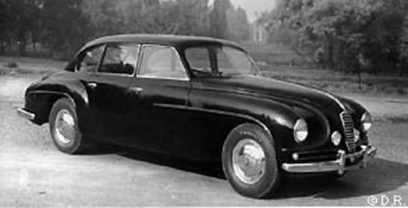 Limousine ministérielle Alfa Romeo sur châssis 2500 Turismo à empattement long