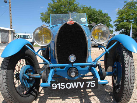 BUGATTI