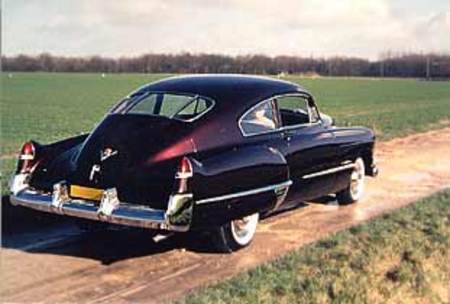 La Cadillac Sedanet 62 1949 équipée V8 culbuté de 5,4 litres et 160 ch.