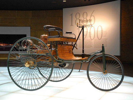 Voiture à 3 roues de Karl Benz