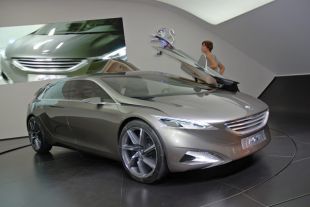 Salon : Peugeot HX1 Concept