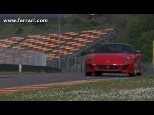 Ferrari 599 GTO sur piste