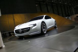 Salon : Opel Flextreme GT/E