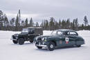 Land Rover Series 1 et Jaguar Mark VII près du Cercle Arctique