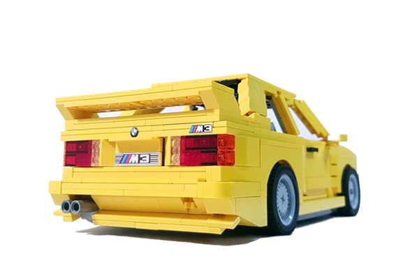 Cette BMW M3 en Lego attend votre soutien