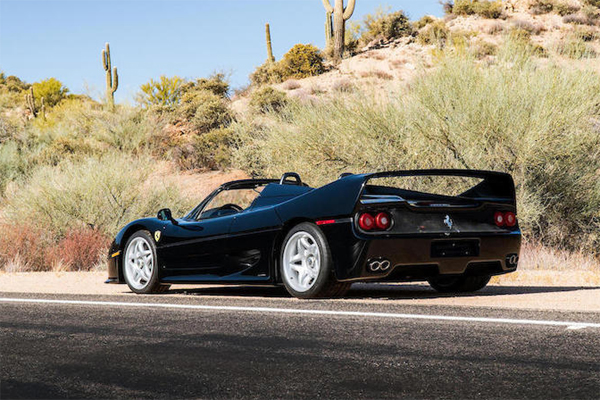 Bonhams : une rare Ferrari F50 en vente à Scottsdale