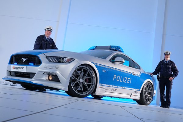 Essen : Ford Mustang GT Tune It ! Safe !