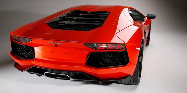 Lamborghini Aventador, quelques notes