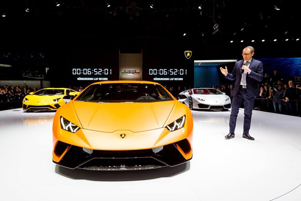 Lamborghini électrique : pas avant 2025 ?