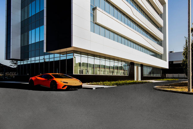 Lamborghini inaugure de nouveaux locaux à Sant'Agata Bolognese