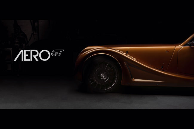 Morgan : des teasers pour la nouvelle Aero GT