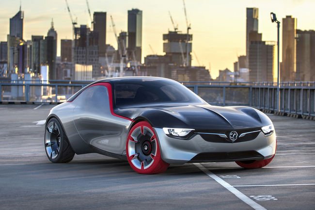 Opel dévoile l'habitacle de son concept GT