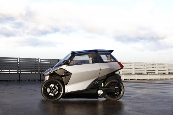 Peugeot présente un nouveau véhicule léger électrifié