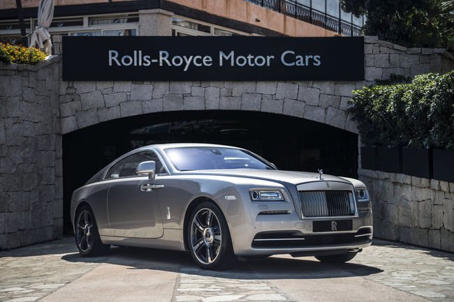 Rolls-Royce Porto Cervo : la collection été du département personnalisation