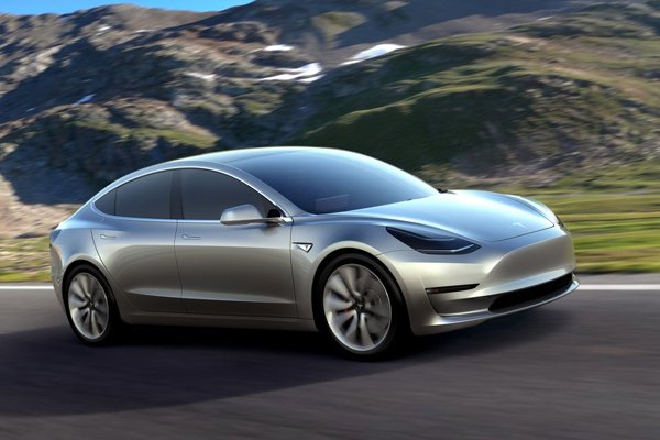 Tesla Model 3 : plus de 250 000 commandes en trois jours