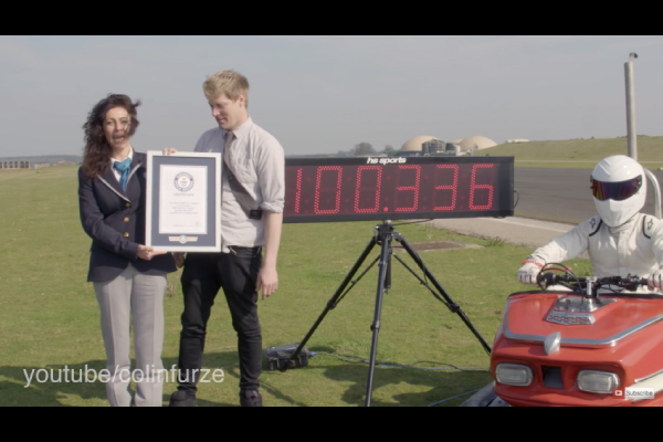 Insolite : record du monde de vitesse en auto tamponneuse