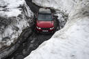 Le Range Rover Sport sur la descente de Mürren, en Suisse