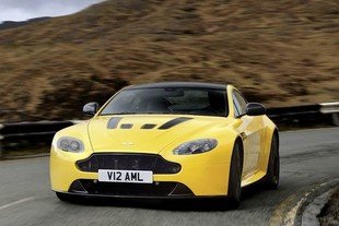 Une Aston V12 Vantage GT3 de route ?