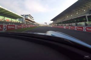 Embarquez en Aston Martin Vulcan au Mans