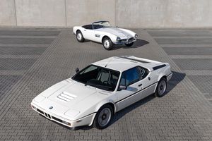 Beau plateau BMW pour Broad Arrow Auctions à la Villa d'Este