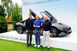 Golf : il remporte une BMW i8 en un seul coup