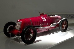 Exposition du centenaire Maserati à Modène