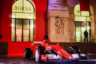 Ferrari fait son entrée en bourse à Milan