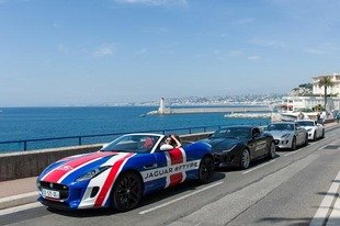 « Good To Be Bad »  : huit Jaguar F-Type en balade