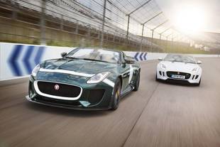 La Jaguar F-Type Project 7 au Mans Classic