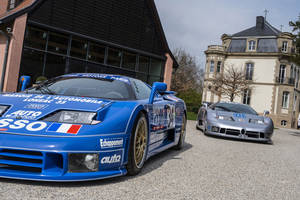 Cote en hausse pour les Bugatti EB110 et Veyron