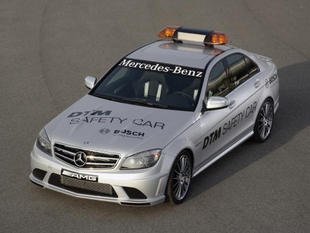 Mercedes, spécialiste des safety cars !