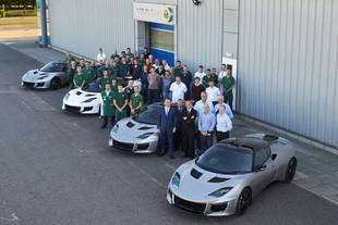 Les premières Lotus Evora 400 sortent d'usine