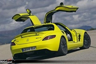 Une Mercedes SLS AMG E-Cell Roadster ?