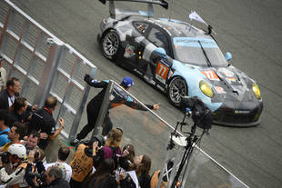 Le Mans : Patrick Dempsey sur le podium GTE-Am