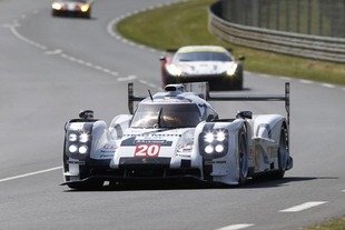 Le Mans : séance studieuse pour Porsche