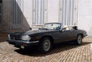Jaguar XJS Cabriolet, 1989  Crédit photo : Aguttes