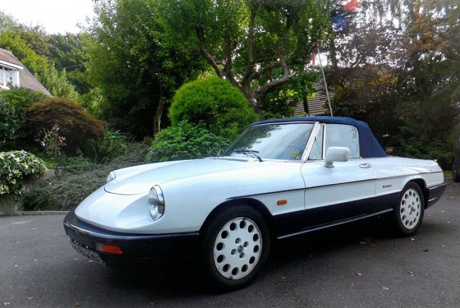 ALFA ROMEO SPIDER Série 4 2.0 126 ch cabriolet 1992