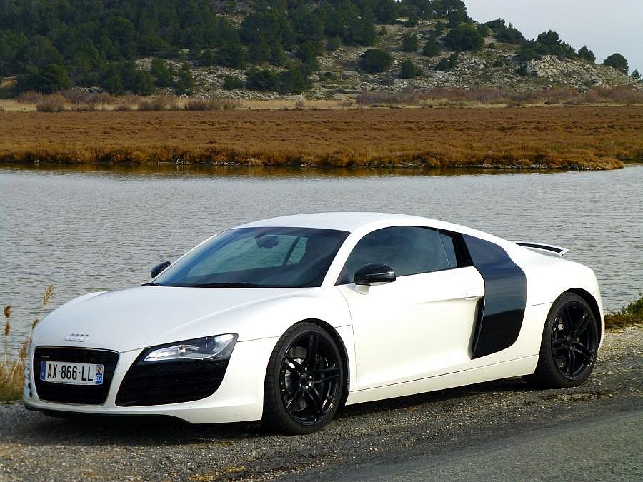 AUDI R8 I V8 4.2 FSI Quattro 420ch coupé 2008