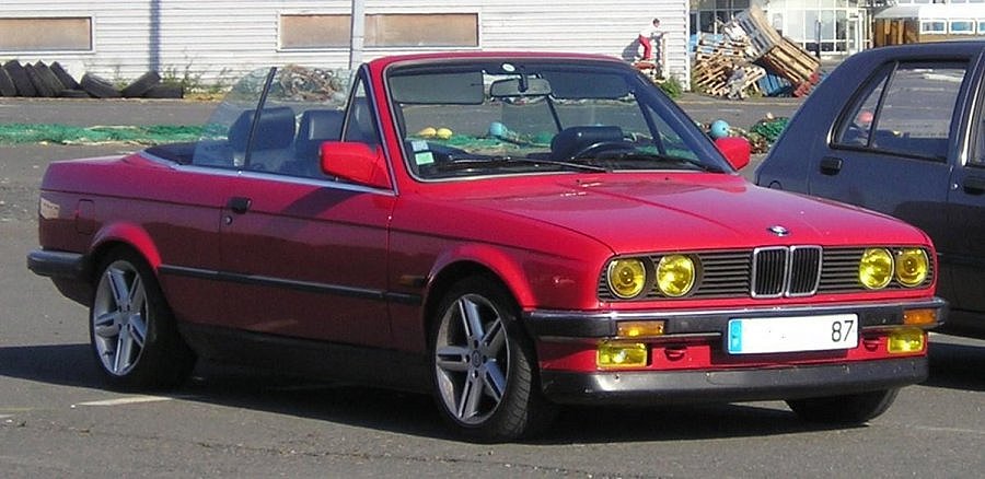 BMW SERIE 3 E30 320i 129ch cabriolet 1989