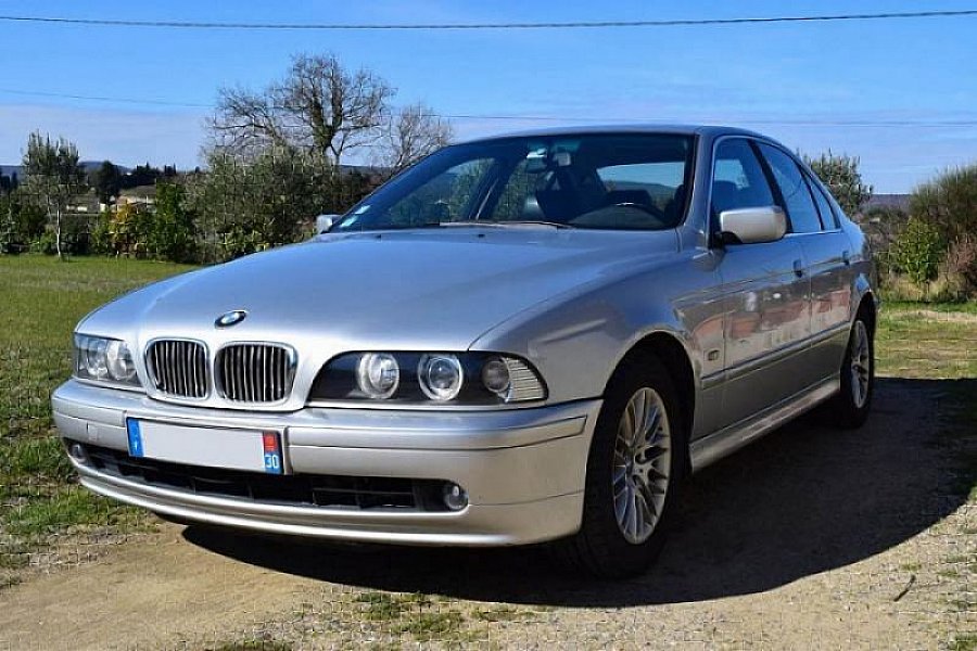 BMW SERIE 5 E39 530d 193ch berline 2001