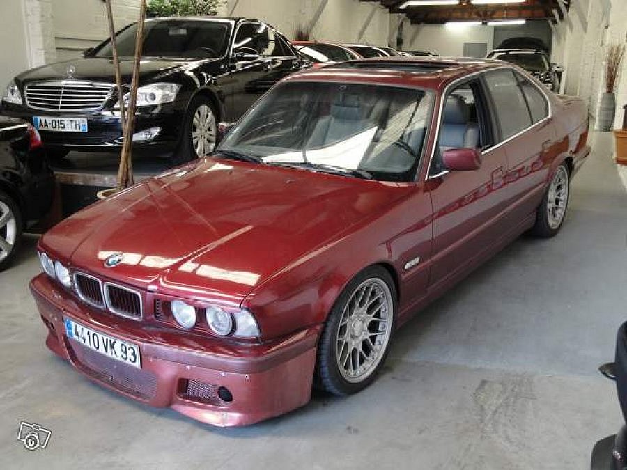 BMW SERIE 5 E34 530i V8 218ch berline 1994