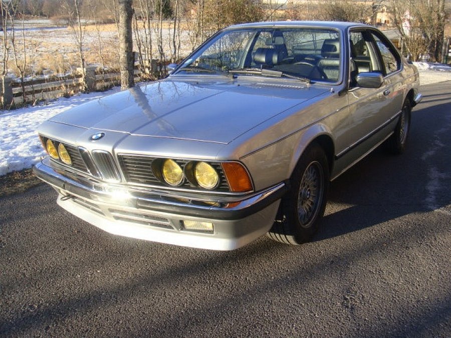 BMW SERIE 6 E24 635 CSi 218 ch coupé 1984