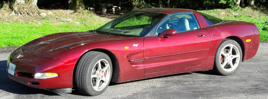 Avis CHEVROLET CORVETTE C5 5.7 345ch 50eme Anniversaire