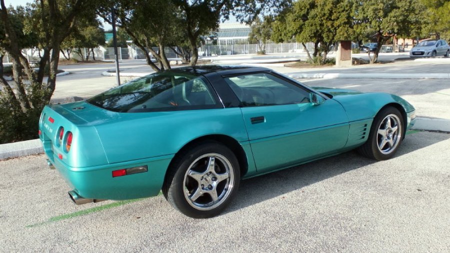 CHEVROLET CORVETTE C4 5.7 V8 (350ci) coupé 1991